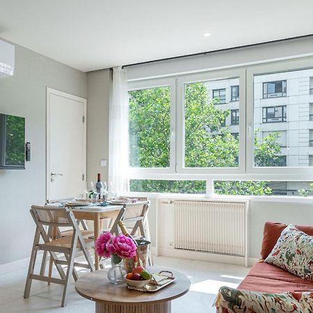 De Montescal - Hot Tub And Ac Cosy Apartment A Prime Location 40M2 ปารีส ภายนอก รูปภาพ