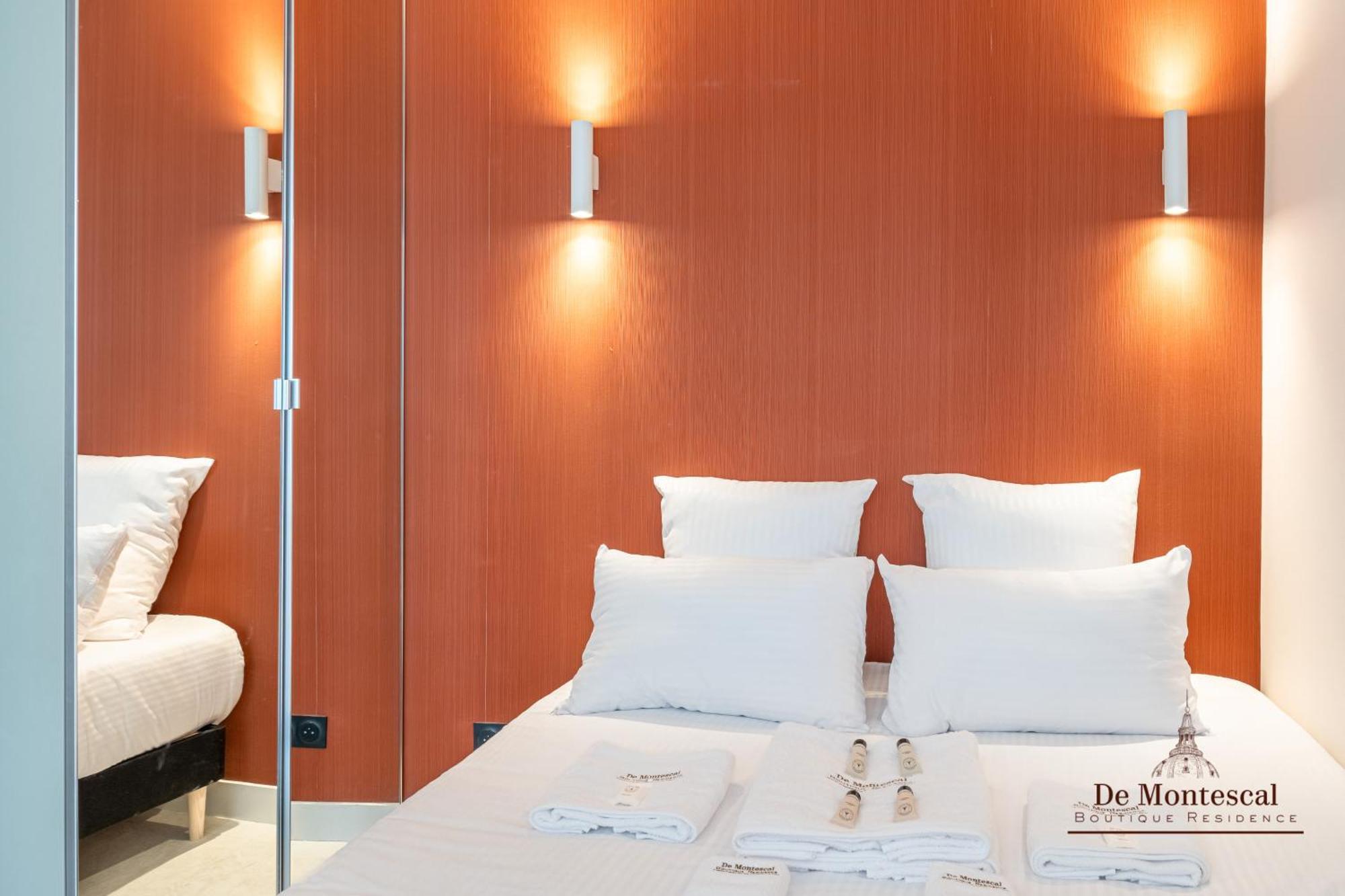 De Montescal - Hot Tub And Ac Cosy Apartment A Prime Location 40M2 ปารีส ภายนอก รูปภาพ