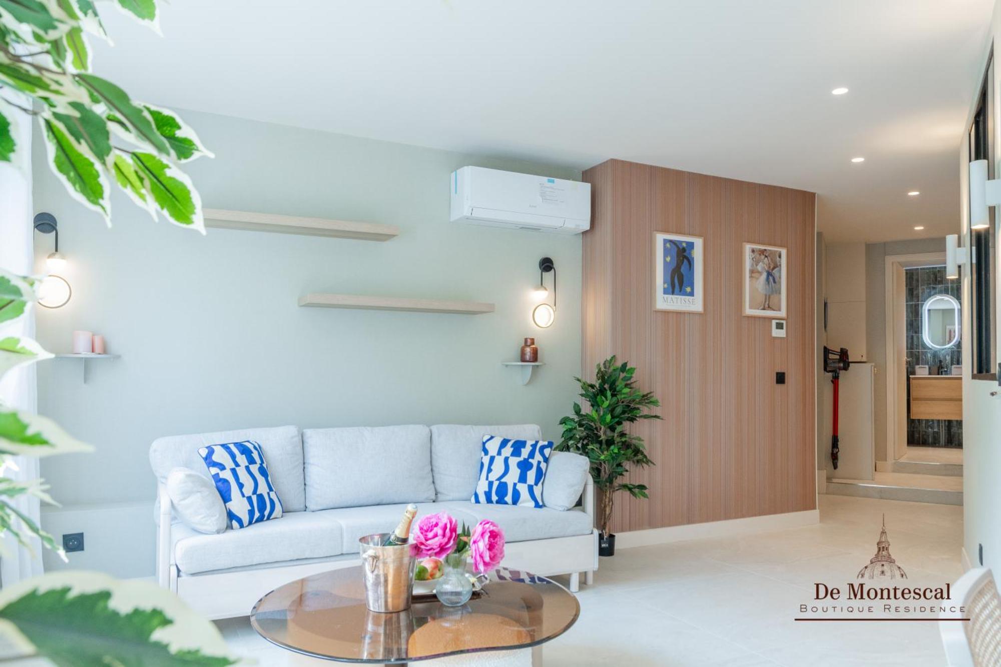 De Montescal - Hot Tub And Ac Cosy Apartment A Prime Location 40M2 ปารีส ภายนอก รูปภาพ