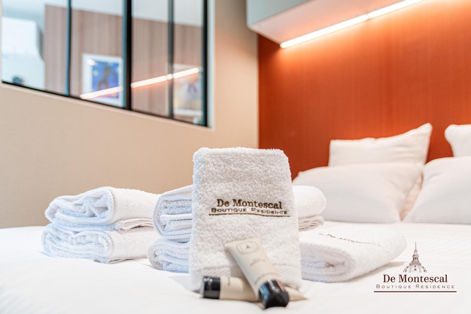 De Montescal - Hot Tub And Ac Cosy Apartment A Prime Location 40M2 ปารีส ภายนอก รูปภาพ